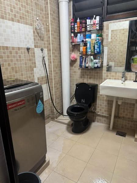 863B Tampines Street 83, 863B Tampines Street 83, Pasir Ris / Tampines, 3 Bedrooms, 1,313 sqft, HDB Flat For Sale, by Simon Lee, 500260765 - Bathroom - PropertyGuru.com.sg