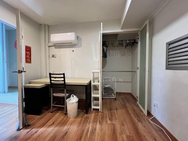 Mendon Spring, 198 Pasir Panjang Road, Buona Vista / West Coast / Clementi New Town, Room Rental, 110 sqft, Condominium For Rent, by Kar Loon Choong, 500260795 - Study - PropertyGuru.com.sg