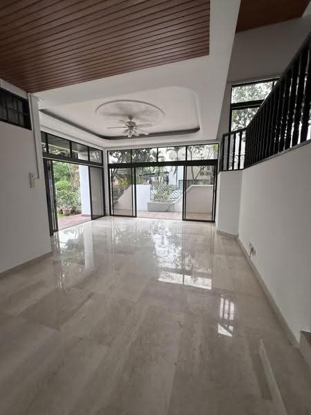 Coronation Road, Coronation Road, Bukit Timah, Duchess, Tanglin / Holland / Bukit Timah, 7 Bedrooms, 4,000 sqft, Semi-Detached House For Rent, by Georgia Hong, 500260810 - PropertyGuru.com.sg