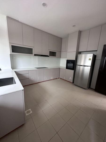 Coronation Road, Coronation Road, Bukit Timah, Duchess, Tanglin / Holland / Bukit Timah, 7 Bedrooms, 4,000 sqft, Semi-Detached House For Rent, by Georgia Hong, 500260810 - PropertyGuru.com.sg