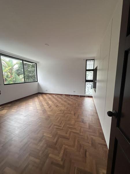 Coronation Road, Coronation Road, Bukit Timah, Duchess, Tanglin / Holland / Bukit Timah, 7 Bedrooms, 4,000 sqft, Semi-Detached House For Rent, by Georgia Hong, 500260810 - PropertyGuru.com.sg