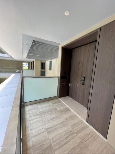 The Reef at King's Dock, 2 Harbourfront Avenue, Harbourfront / Telok Blangah, 1 Bedroom, 484 sqft, Condominium For Sale, by Anthony Low, 500260816 - PropertyGuru.com.sg