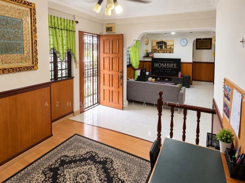 505 Jelapang Road, 505 Jelapang Road, Dairy Farm / Bukit Panjang / Choa Chu Kang, 3 Bedrooms, 1,076 sqft, HDB Flat For Sale, by Azhar Sulaiman, 500260825 - Living Room - PropertyGuru.com.sg