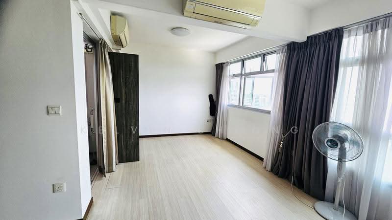 448B Bukit Batok West Avenue 9, 448B Bukit Batok West Avenue 9, Dairy Farm / Bukit Panjang / Choa Chu Kang, 1 Bedroom, 505 sqft, HDB Flat For Sale, by Kelvin Cheong, 500260848 - Living Room - PropertyGuru.com.sg