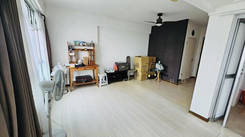 448B Bukit Batok West Avenue 9, 448B Bukit Batok West Avenue 9, Dairy Farm / Bukit Panjang / Choa Chu Kang, 1 Bedroom, 505 sqft, HDB Flat For Sale, by Kelvin Cheong, 500260848 - Living Room - PropertyGuru.com.sg