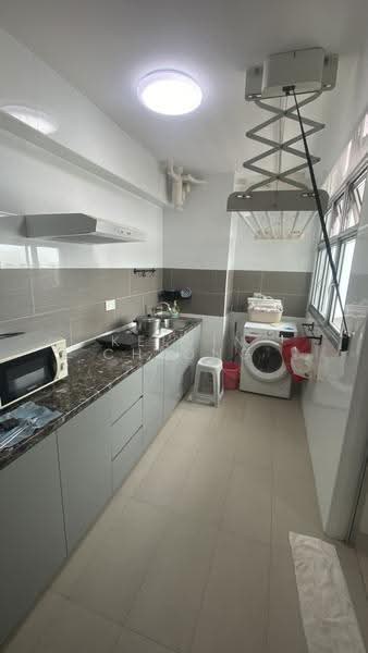 448B Bukit Batok West Avenue 9, 448B Bukit Batok West Avenue 9, Dairy Farm / Bukit Panjang / Choa Chu Kang, 1 Bedroom, 505 sqft, HDB Flat For Sale, by Kelvin Cheong, 500260848 - Kitchen - PropertyGuru.com.sg
