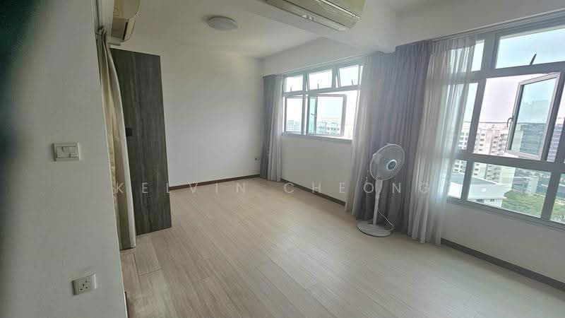 448B Bukit Batok West Avenue 9, 448B Bukit Batok West Avenue 9, Dairy Farm / Bukit Panjang / Choa Chu Kang, 1 Bedroom, 505 sqft, HDB Flat For Sale, by Kelvin Cheong, 500260848 - Living Room - PropertyGuru.com.sg