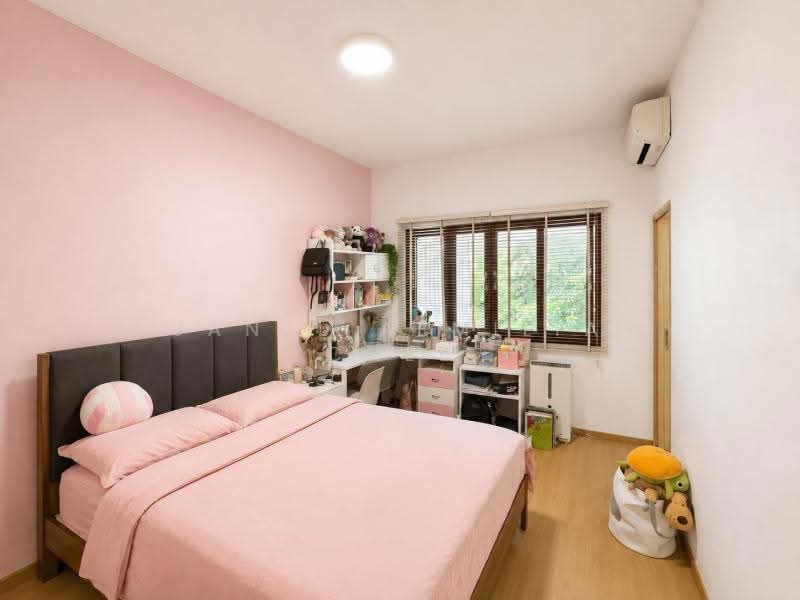 Beautiful 2 Storey Home in the Heart of Joo Chiat, East Coast / Marine Parade, 3 Bedrooms, 2,480 sqft, Terraced House For Sale, by Janel Aemilia Chee, 500260873 - Bedroom - PropertyGuru.com.sg