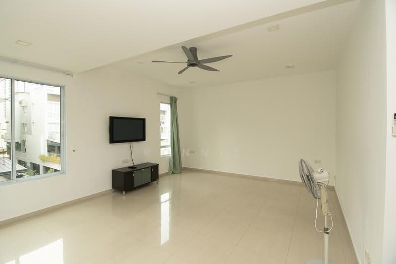Gerald Mugliston Estate, 2 Jalan Kechubong, Seletar / Yio Chu Kang, 7 Bedrooms, 6,000 sqft, Detached House For Sale, by Ronnie Lee, 500260896 - Interior - PropertyGuru.com.sg
