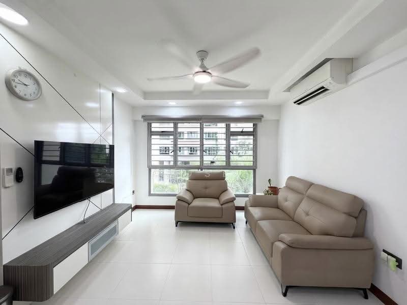 271D Punggol Walk, 271D Punggol Walk, Hougang / Punggol / Sengkang, 3 Bedrooms, 990 sqft, HDB Flat For Sale, by Jose Loh Zhenhao, 500260902 - Living Room - PropertyGuru.com.sg