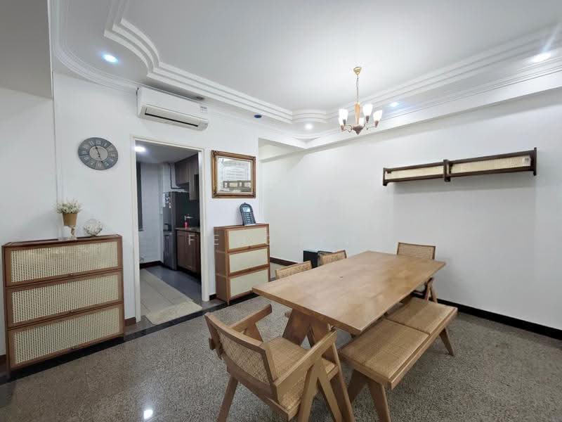Palmwoods, 450 Upper Changi Road, Bedok / Upper East Coast, 3 Bedrooms, 1,141 sqft, Condominium For Sale, by Fengwen Kong (Feng), 500260906 - Dining Room - PropertyGuru.com.sg