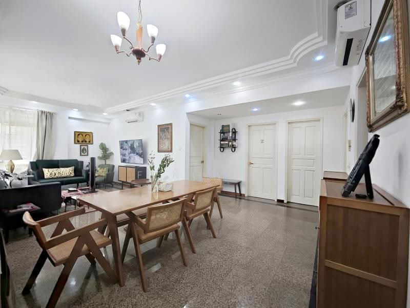 Palmwoods, 450 Upper Changi Road, Bedok / Upper East Coast, 3 Bedrooms, 1,141 sqft, Condominium For Sale, by Fengwen Kong (Feng), 500260906 - Living Room - PropertyGuru.com.sg