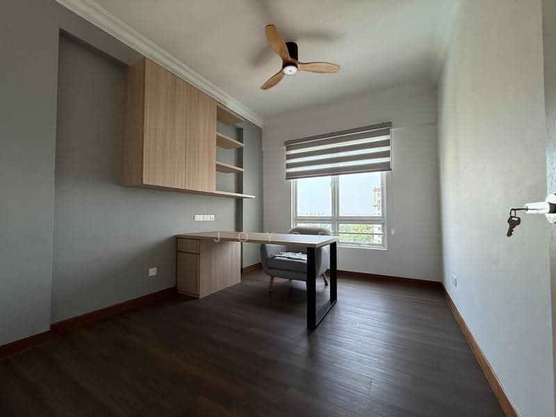 The Tropica, 63 Tampines Avenue 1, Pasir Ris / Tampines, 3 Bedrooms, 1,238 sqft, Condominium For Sale, by Joyce Chen, 500260913 - 2nd bedroom - PropertyGuru.com.sg