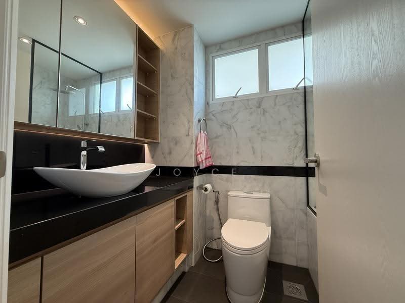 The Tropica, 63 Tampines Avenue 1, Pasir Ris / Tampines, 3 Bedrooms, 1,238 sqft, Condominium For Sale, by Joyce Chen, 500260913 - Master Bathroom - PropertyGuru.com.sg
