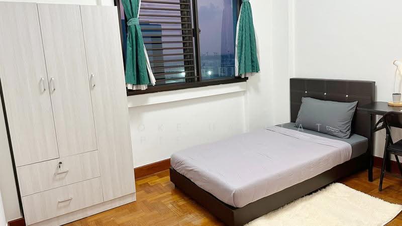 Parc Oasis, 49 Jurong East Avenue 1, Boon Lay / Jurong / Tuas, Room Rental, 100 sqft, Condominium For Rent, by Bespoke Habitat Pte Ltd, 500260916 - 17-06 CR6 - PropertyGuru.com.sg