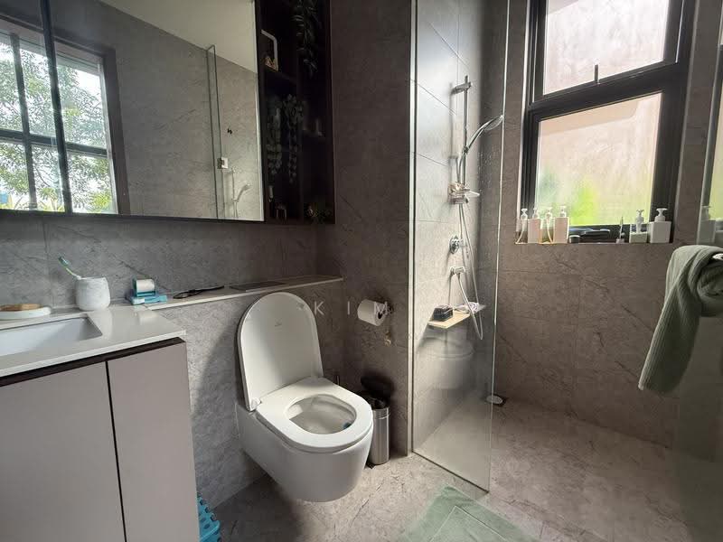 Verdale, 10 De Souza Avenue, Clementi Park / Upper Bukit Timah, 3 Bedrooms, 947 sqft, Condominium For Sale, by Kim Tham, 500260940 - Bathroom - PropertyGuru.com.sg