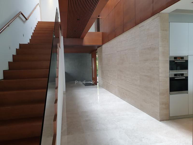 Prestigious Waterfront Bungalow with Yacht Berth in Sentosa Cove, Ocean Drive, Paradise Island, Coral Island, Harbourfront / Telok Blangah, 5 Bedrooms, 11,200 sqft, Bungalow House For Sale, by Perry Siow, 500260948 - Entrance - PropertyGuru.com.sg