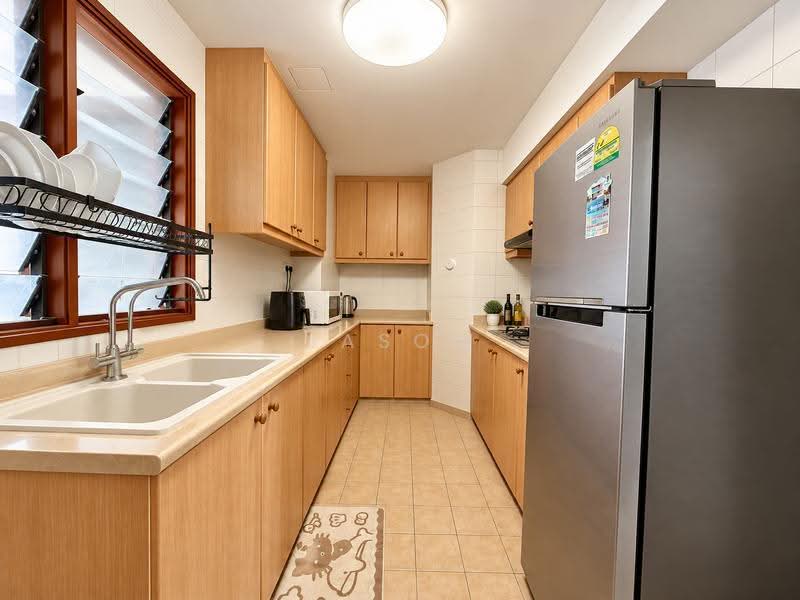 Evergreen Park, 37 Hougang Avenue 7, Hougang / Punggol / Sengkang, Room Rental, 90 sqft, Condominium For Rent, by Jason Ng, 500260950 - Kitchen - PropertyGuru.com.sg