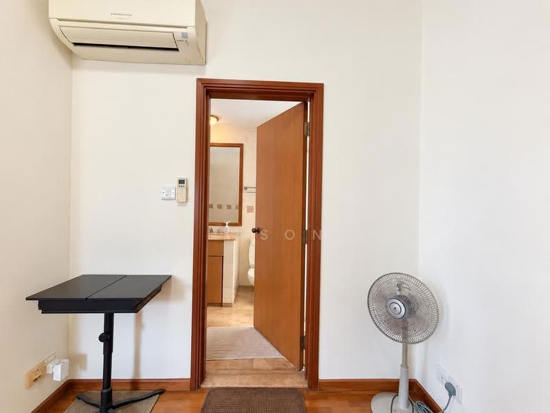 Evergreen Park, 37 Hougang Avenue 7, Hougang / Punggol / Sengkang, Room Rental, 90 sqft, Condominium For Rent, by Jason Ng, 500260950 - Bathroom - PropertyGuru.com.sg