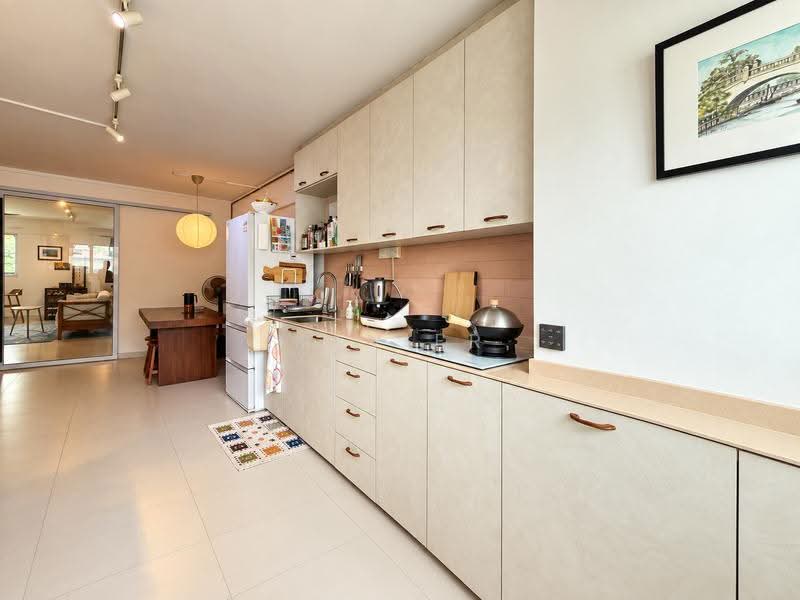 358 Clementi Avenue 2, 358 Clementi Avenue 2, Buona Vista / West Coast / Clementi New Town, 3 Bedrooms, 990 sqft, HDB Flat For Sale, by Xavier Chong, 500260955 - PropertyGuru.com.sg