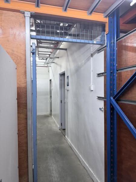Kian Teck Road, Boon Lay / Jurong / Tuas, 14,274 sqft, Factory / Workshop (B2) For Sale, by Wendy Tan, 500260971 - Corridor - CommercialGuru.com.sg