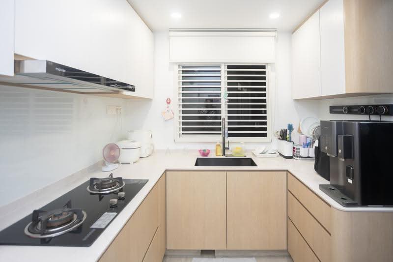 Casablanca, 23 Rosewood Drive, Admiralty / Woodlands, 3 Bedrooms, 1,184 sqft, Condominium For Sale, by Qash ., 500261002 - Kitchen - PropertyGuru.com.sg