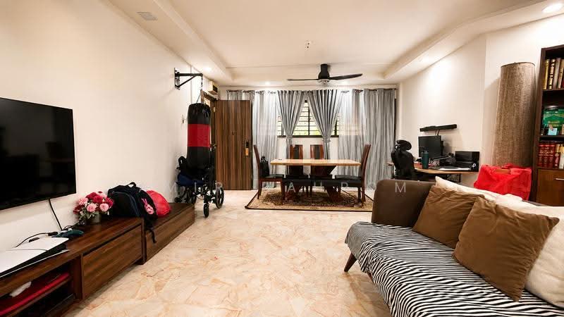 114 Yishun Ring Road, 114 Yishun Ring Road, Sembawang / Yishun, 3 Bedrooms, 1,173 sqft, HDB Flat For Sale, by Amir Bahrom, 500261004 - Living Room - PropertyGuru.com.sg