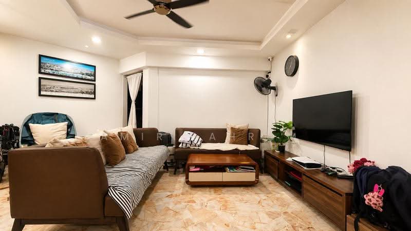 114 Yishun Ring Road, 114 Yishun Ring Road, Sembawang / Yishun, 3 Bedrooms, 1,173 sqft, HDB Flat For Sale, by Amir Bahrom, 500261004 - Living Room - PropertyGuru.com.sg