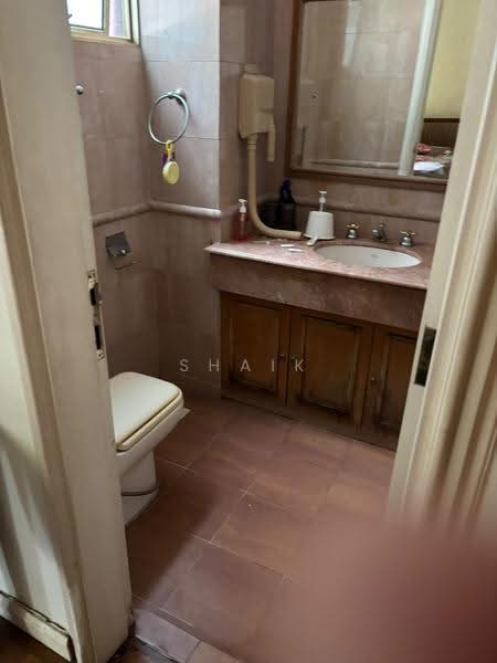 Kentish Green, 20 Oxford Road, Farrer Park / Serangoon Rd, 2 Bedrooms, 1,070 sqft, Apartment For Rent, by Shaik Mohideen, 500261009 - Bathroom - PropertyGuru.com.sg