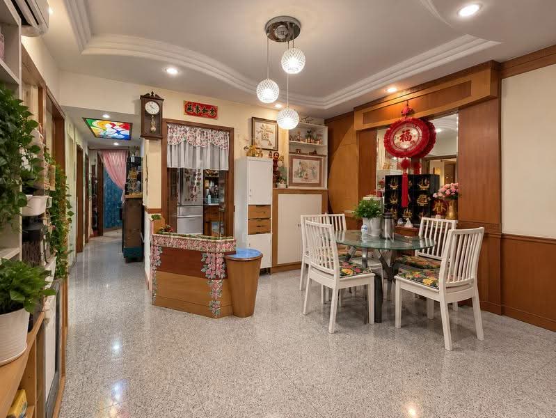 Hillbrooks, 88 Hillview Avenue, Dairy Farm / Bukit Panjang / Choa Chu Kang, 3 Bedrooms, 1,335 sqft, Condominium For Sale, by Wesley Yuen, 500261033 - Dining Room - PropertyGuru.com.sg