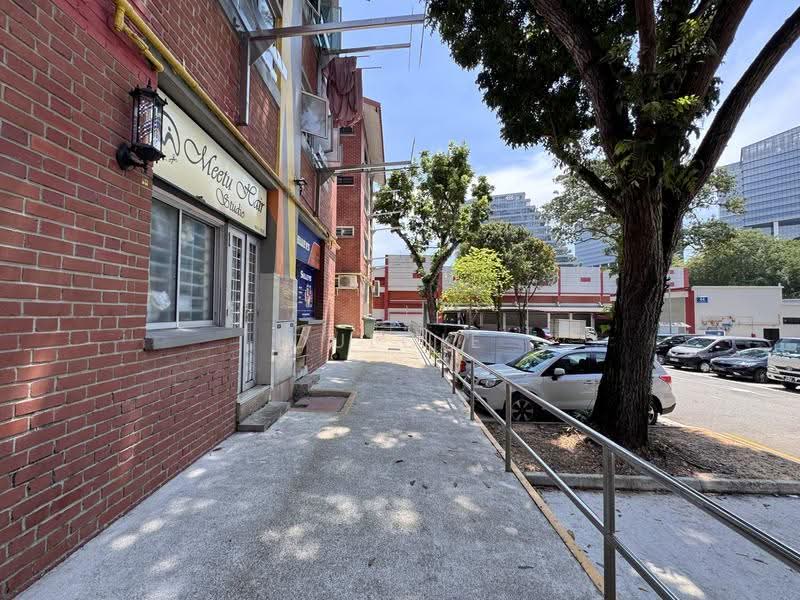 45 Holland Drive, Holland, Lor Liput, Warna Rd, Tanglin / Holland / Bukit Timah, 1,367 sqft, Shop / Shophouse For Sale, by Dulcie Liu, 500261040 - Exterior - CommercialGuru.com.sg
