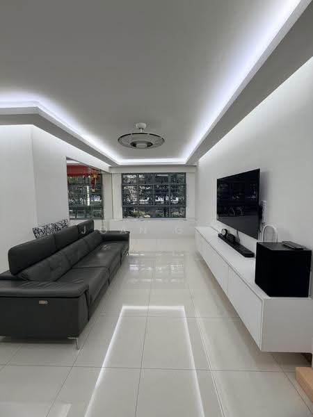 620B Tampines Street 61, 620B Tampines Street 61, Pasir Ris / Tampines, 4 Bedrooms, 1,216 sqft, HDB Flat For Sale, by JOAN GOH, 500261046 - Living Room - PropertyGuru.com.sg