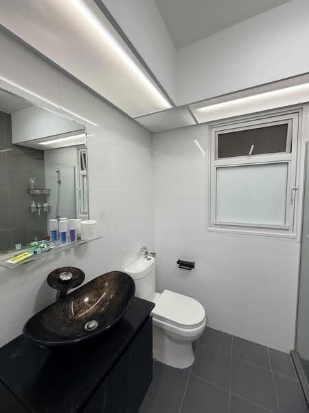 620B Tampines Street 61, 620B Tampines Street 61, Pasir Ris / Tampines, 4 Bedrooms, 1,216 sqft, HDB Flat For Sale, by JOAN GOH, 500261046 - Bathroom - PropertyGuru.com.sg