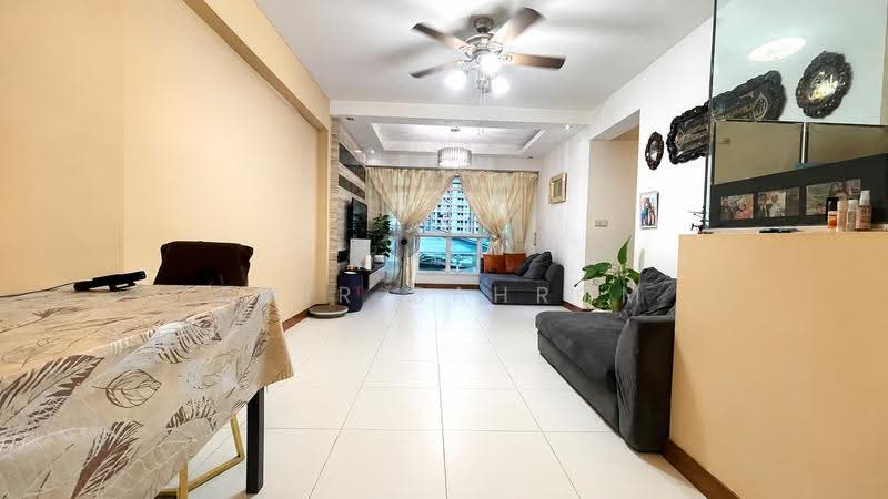 619C Punggol Drive, 619C Punggol Drive, Hougang / Punggol / Sengkang, 3 Bedrooms, 1,001 sqft, HDB Flat For Sale, by Amir Bahrom, 500261060 - Living Room - PropertyGuru.com.sg