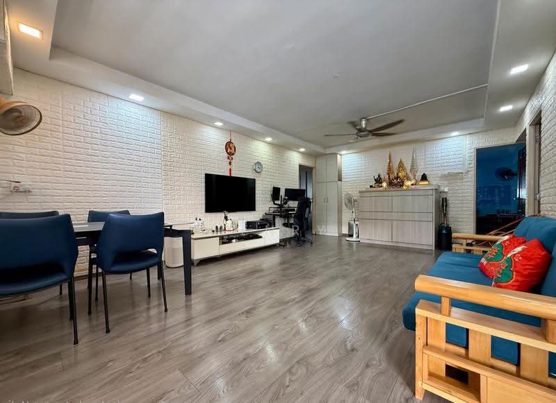 280 Tampines Street 22, 280 Tampines Street 22, Pasir Ris / Tampines, 3 Bedrooms, 1,098 sqft, HDB Flat For Sale, by Henry Lim, 500261064 - Living Room - PropertyGuru.com.sg