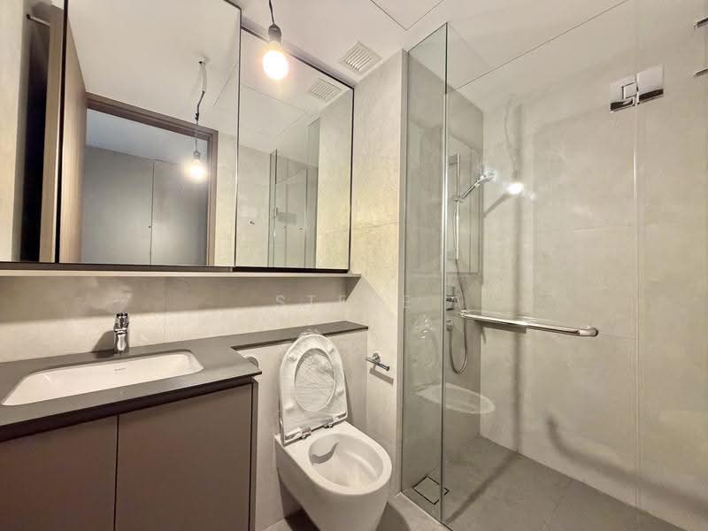 Norwood Grand, 2 Champions Way, Admiralty / Woodlands, 2 Bedrooms, 710 sqft, Condominium For Rent, by Steve Ho, 500261083 - Bathroom - PropertyGuru.com.sg