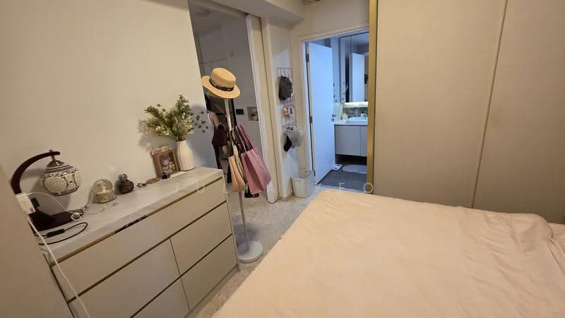 The Luxurie, 21 Compassvale Road, Hougang / Punggol / Sengkang, 1 Bedroom, 452 sqft, Condominium For Sale, by Julia Yeo 杨舒慧, 500261103 - Bedroom - PropertyGuru.com.sg
