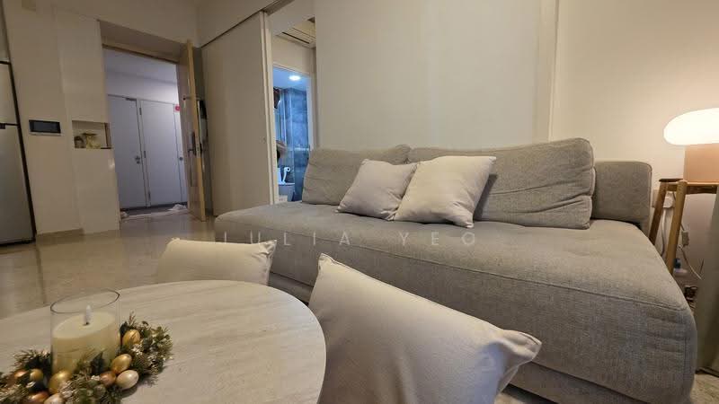 The Luxurie, 21 Compassvale Road, Hougang / Punggol / Sengkang, 1 Bedroom, 452 sqft, Condominium For Sale, by Julia Yeo 杨舒慧, 500261103 - Living Room - PropertyGuru.com.sg