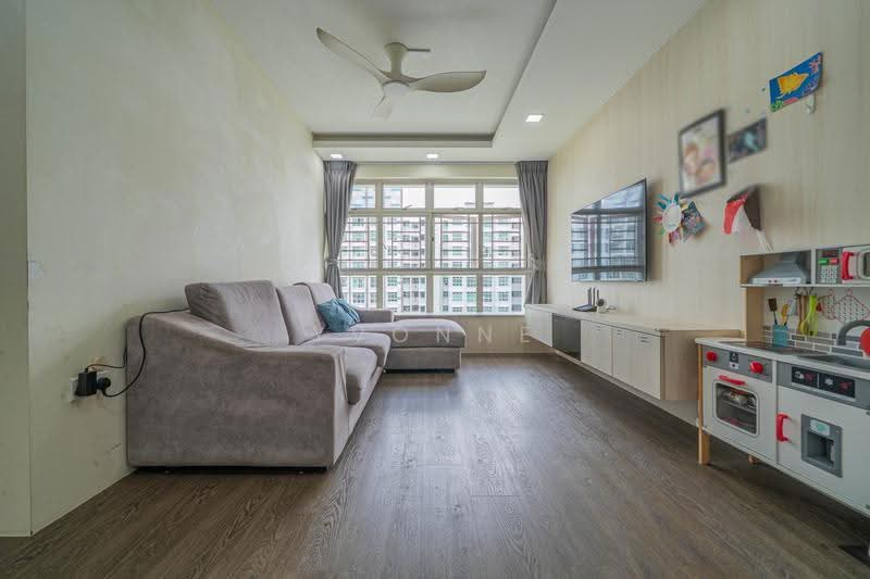 175A Corporation Tiara, 175A Yung Kuang Road, Boon Lay / Jurong / Tuas, 4 Bedrooms, 1,216 sqft, HDB Flat For Sale, by Yvonne Lim, 500261113 - Living Room - PropertyGuru.com.sg
