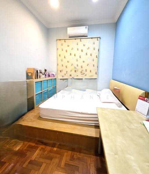 2.5 Storey SD with very spacious land size, Park 3 cars, No West Sun, Breezy, East Coast / Marine Parade, 5 Bedrooms, 3,900 sqft, Semi-Detached House For Sale, by Stephanie Tok, 500261139 - Bedroom - PropertyGuru.com.sg