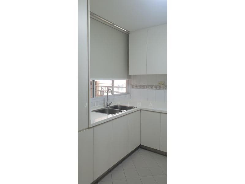 Tanjong Ria Condominium, 121 Tanjong Rhu Road, East Coast / Marine Parade, 3 Bedrooms, 1,206 sqft, Condominium For Sale, by Justina Teo, 500261156 - Kitchen - PropertyGuru.com.sg