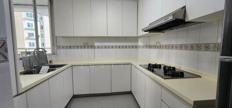 Tanjong Ria Condominium, 121 Tanjong Rhu Road, East Coast / Marine Parade, 3 Bedrooms, 1,206 sqft, Condominium For Sale, by Justina Teo, 500261156 - Kitchen - PropertyGuru.com.sg