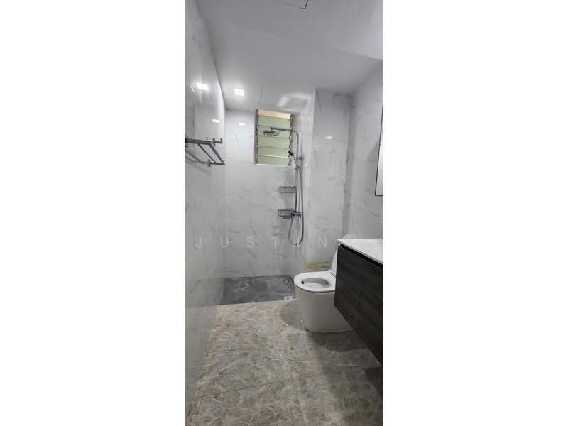 Tanjong Ria Condominium, 121 Tanjong Rhu Road, East Coast / Marine Parade, 3 Bedrooms, 1,206 sqft, Condominium For Sale, by Justina Teo, 500261156 - Common Bathroom - PropertyGuru.com.sg