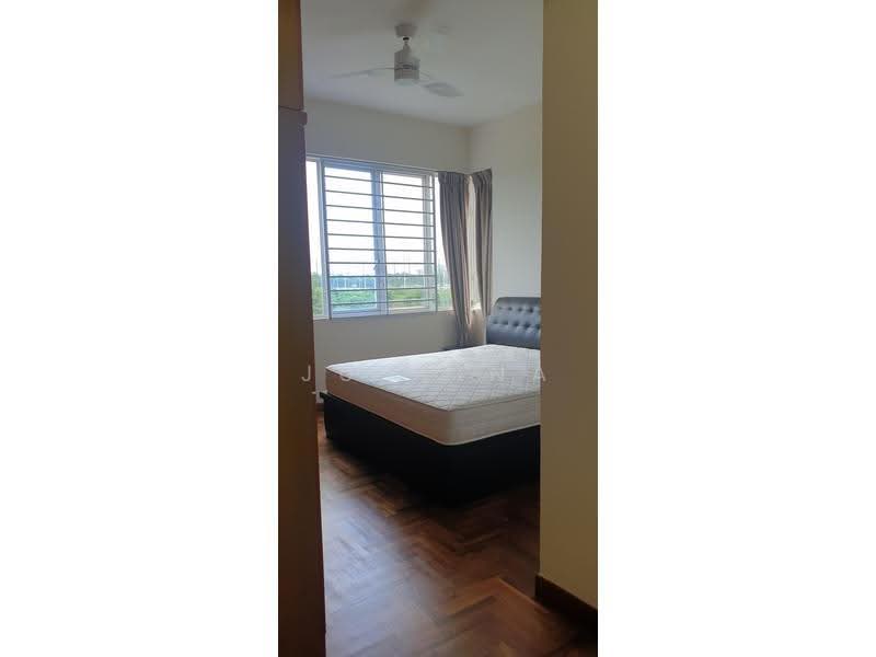 Tanjong Ria Condominium, 121 Tanjong Rhu Road, East Coast / Marine Parade, 3 Bedrooms, 1,206 sqft, Condominium For Sale, by Justina Teo, 500261156 - Master Bedroom - PropertyGuru.com.sg