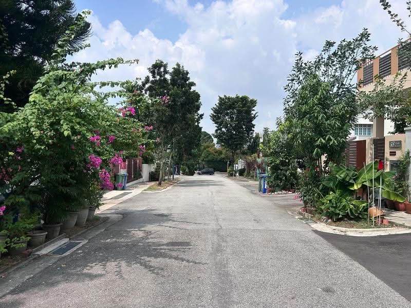 Serangoon Garden - Single Storey House, Hougang / Punggol / Sengkang, 3 Bedrooms, 1,000 sqft, Semi-Detached House For Sale, by Vincent Wong 黄道平, 500261162 - Exterior - PropertyGuru.com.sg