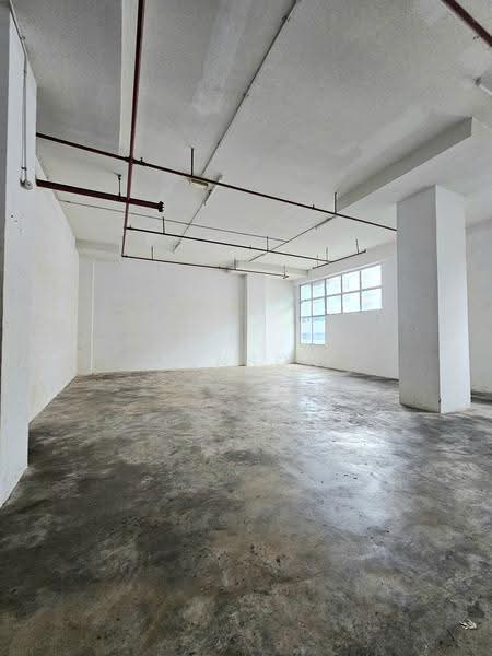 Elite Industrial Building I, 32 Kallang Pudding Road, Macpherson / Potong Pasir, 1,421 sqft, Warehouse For Rent, by Benson Chan, 500261163 - Interior - CommercialGuru.com.sg
