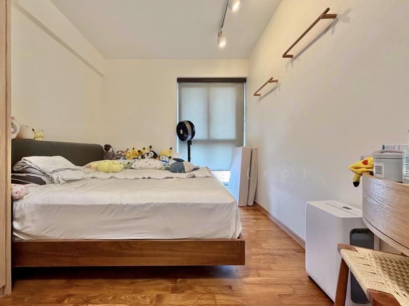 91 Dawson Road, 91 Dawson Road, Alexandra / Commonwealth, 3 Bedrooms, 1,173 sqft, HDB Flat For Sale, by Kai Chin (KC) Chan, 500261166 - Master Bedroom - PropertyGuru.com.sg