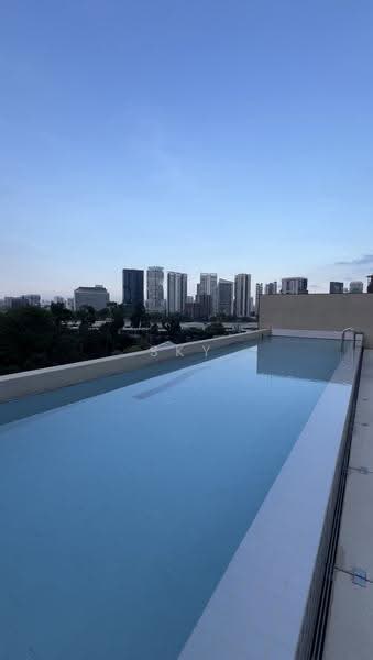 19 Nassim, 19 Nassim Hill, Tanglin / Holland / Bukit Timah, 1 Bedroom, 538 sqft, Condominium For Rent, by Sky Seow, 500261168 - Pool - PropertyGuru.com.sg