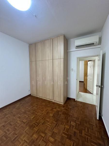 Pastoral View, 7 Bassein Road, Newton / Novena, 3 Bedrooms, 1,259 sqft, Apartment For Rent, by Dinish Sheagar, 500261172 - Bedroom - PropertyGuru.com.sg