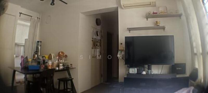 441C Bukit Batok West Avenue 8, 441C Bukit Batok West Avenue 8, Dairy Farm / Bukit Panjang / Choa Chu Kang, 2 Bedrooms, 721 sqft, HDB Flat For Sale, by Simon Por, 500261176 - Living Room - PropertyGuru.com.sg